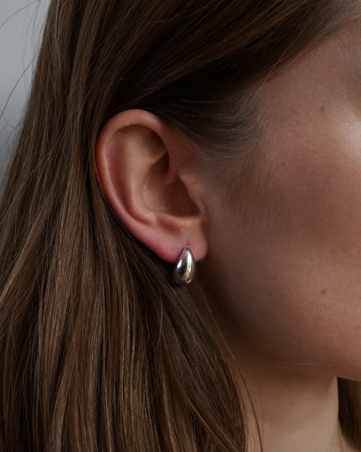 Cecilie Teardrop Stud